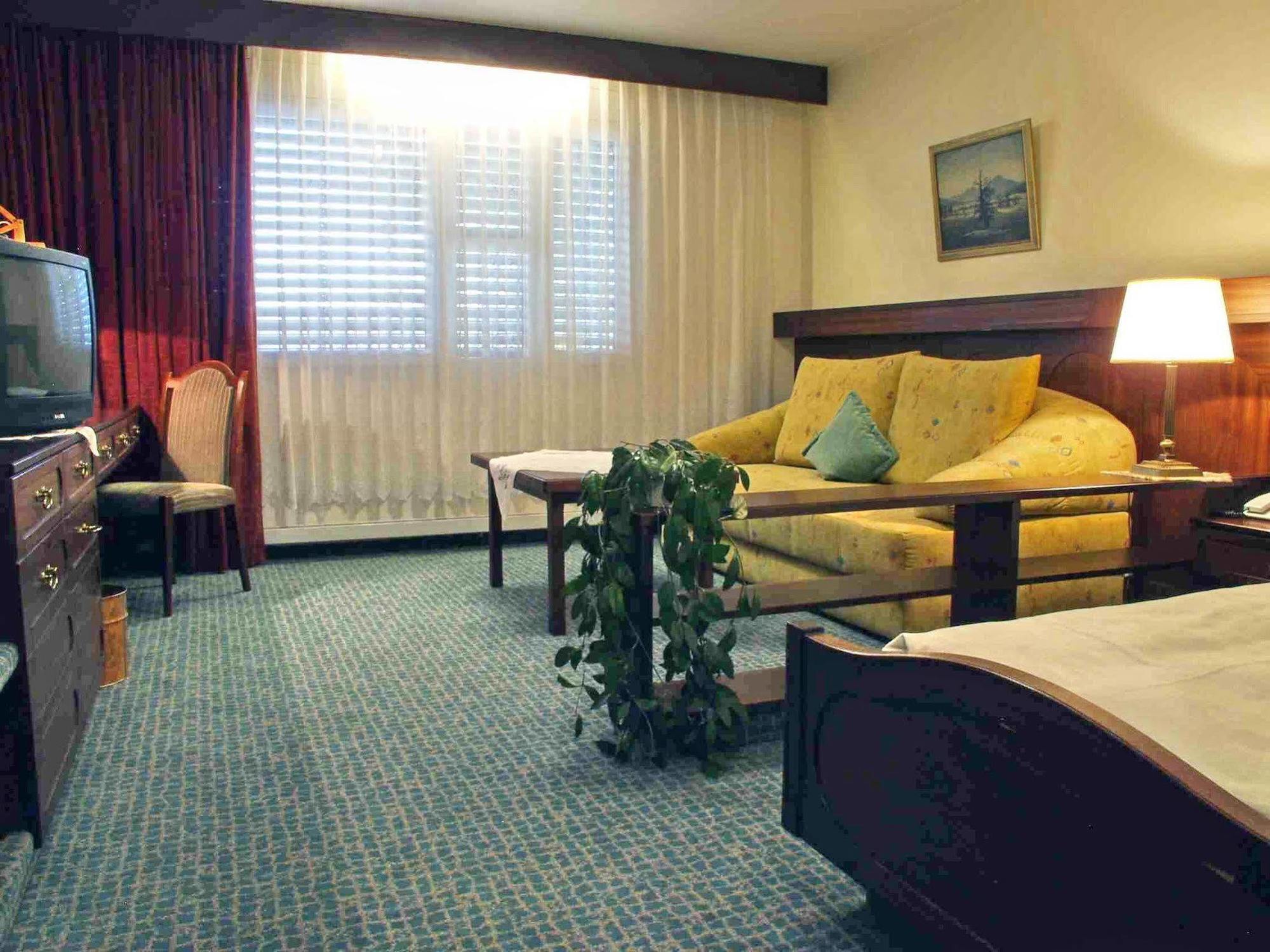 Akzent Hotel Restaurant Altdorfer Hof Weingarten  Szoba fotó